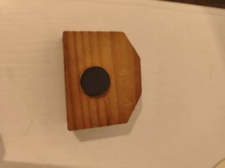 Calamita portabottiglie vino