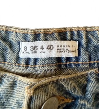 Pantaloni jeans larghi