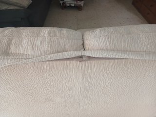 Sofá de 2 plazas beige