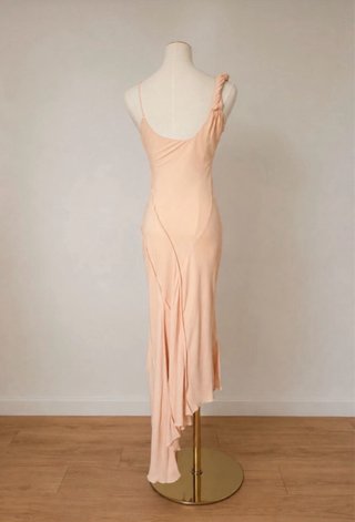 Vestido largo asimétrico, Victoria Beckham Mango
