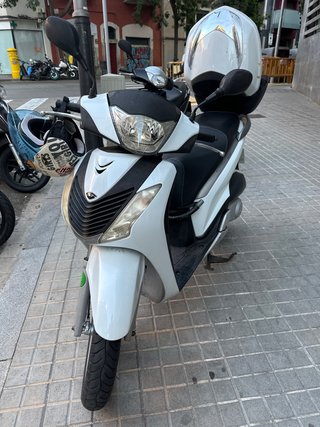 Honda SH125 Scooter
