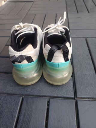 Nike Air Max 720-818 Blancas y Turquesa