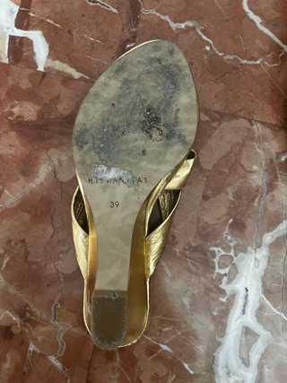 Zapatos Hispanitas dorados talla 39