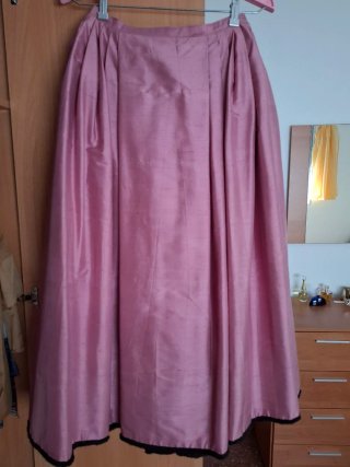 Falda Castellonera rosa