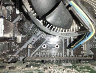 PC Intel i3-9100F 16GB RAM SSD 256GB + 1TB