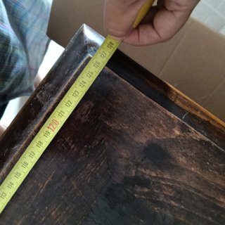 Mesa de centro de madera oscura
