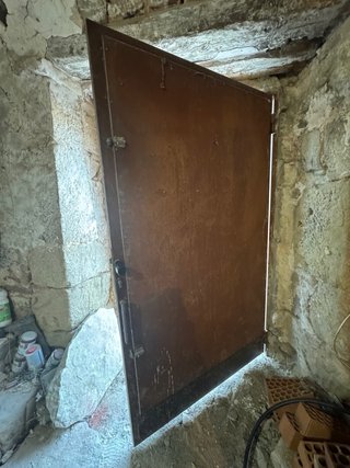 Puerta de Hierro Exterior