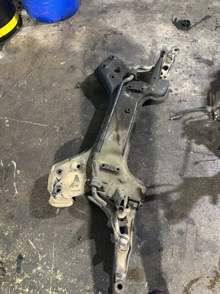 Subchasis delantero Fiat Ducato