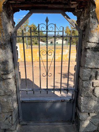 Puerta exterior metal