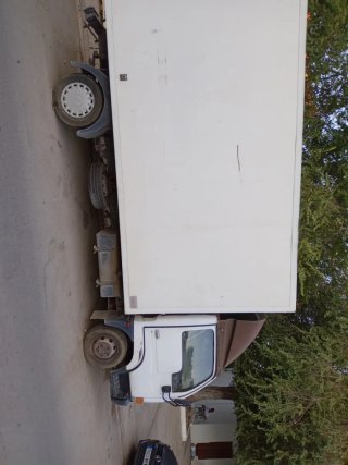 Nissan Cabstar 2000