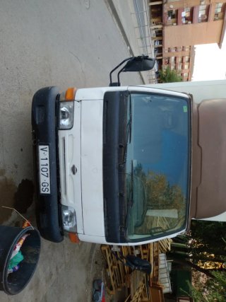 Nissan Cabstar 2000