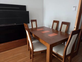 Mueble salón y mesa 6 sillas