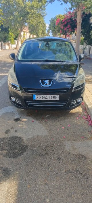 Peugeot 5008 2010