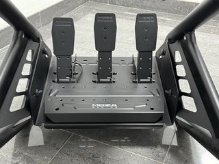 Simulador completo MOZA R5 + Shifter H + Playseat