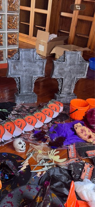 Kit completo Halloween: decorazioni e costumi
