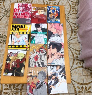Colección de mangas y cómics variados en español