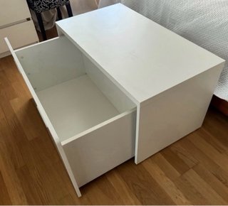 Baúl blanco dormitorio Ikea