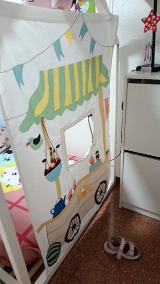Cama Montessori Blanca con Cortinas