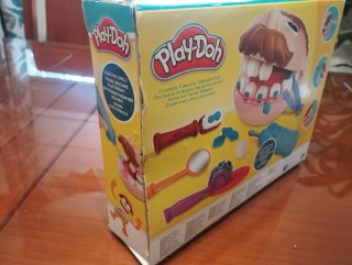 Play-Doh Doctor Drill 'n Fill El Dentista Bromista
