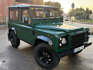 Land Rover 90