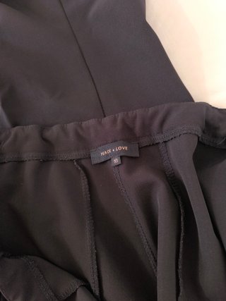 Pantalón vestir acampanado negro