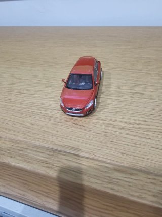 Volvo C30 1/43 Rojo