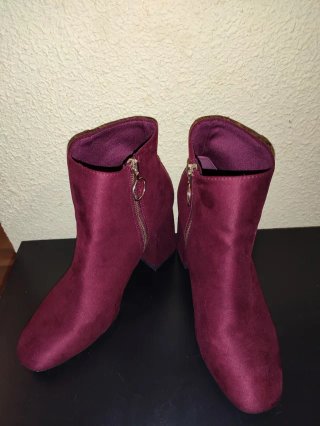 Botines Burdeos Tacón Stradivarius