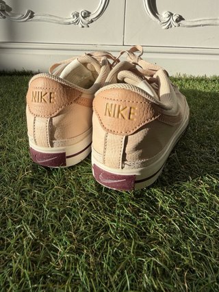 Zapatillas Nike Court Legacy Talla 40 Beige/Rosa