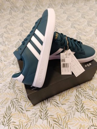 Zapatillas Grand Court 2.0 Adidas.
