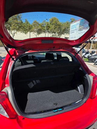 Toyota Yaris 2012