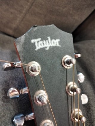 Taylor Baby Mahogany BT2 Zurdo
