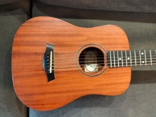 Taylor Baby Mahogany BT2 Zurdo