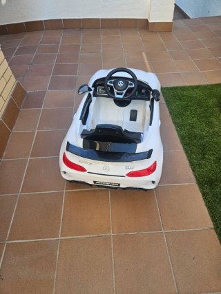Coche eléctrico Mercedes AMG