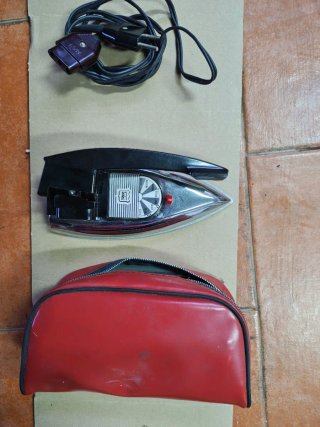 Plancha de viaje Solac 631 300W