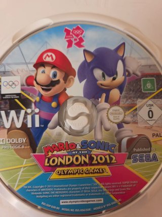 Consola Wii + Juegos (Sin Mando)