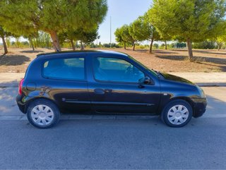 Renault Clio 1.5 dCi Community 82cv (2005)