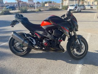 Kawasaki Z800e A2
