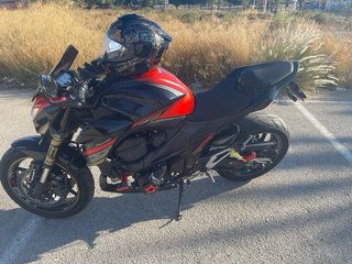 Kawasaki Z800e A2