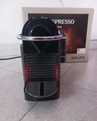Cafetera Nespresso Krups Pixie XN3005