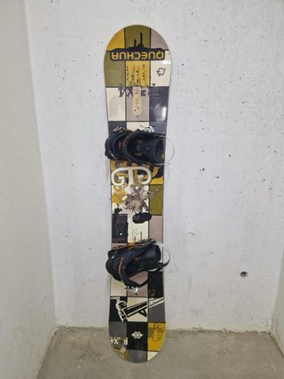 Tabla Snowboard GNU y Botas DC Talla 41