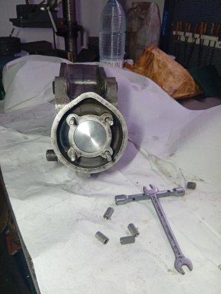 Bloque Motor y Athena 70cc  Derbi Variant Star