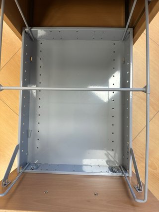 Cabinet da ufficio in legno e metallo