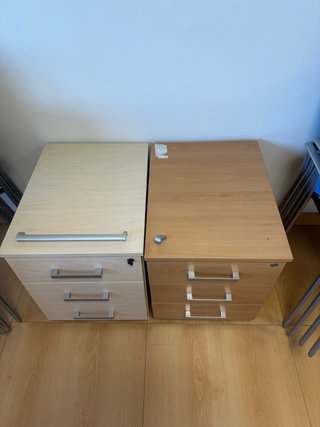 Cabinet da ufficio in legno e metallo