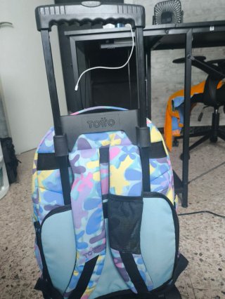 Mochila escolar Totto Renglones con ruedas Flores