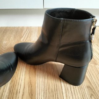 Botines Negros Tacón Ancho