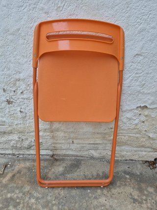2 Sillas plegables naranjas Ikea