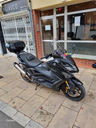 Yamaha TMAX Negra NUAVA A ESTRENAR