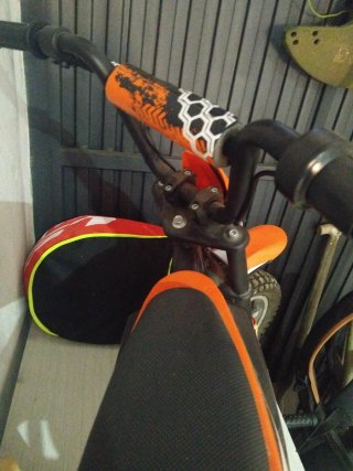 Minimoto Eléctrica Infantil Naranja y Negra