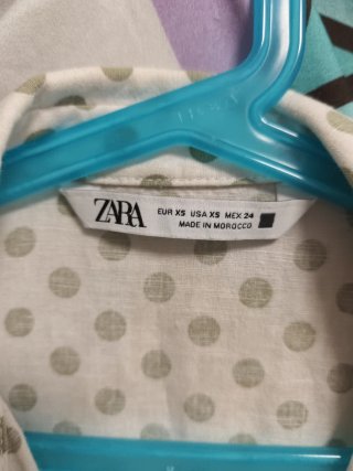 Blusa Zara lunares