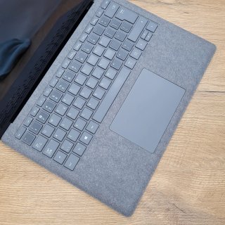 Microsoft Surface Laptop + Factura/Envío incluido